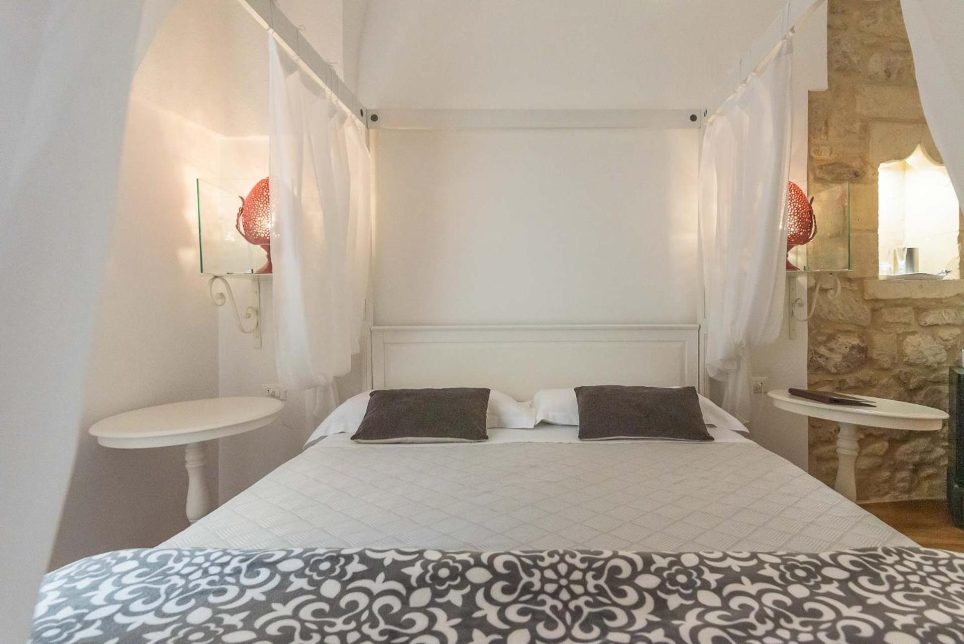 Le Nicchie Luxury Bed & Breakfast